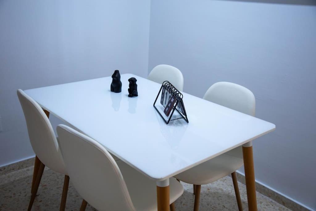 マラガEl Rincon De Apolo. Atico Con Aparcamiento Gratis.アパートメント エクステリア 写真